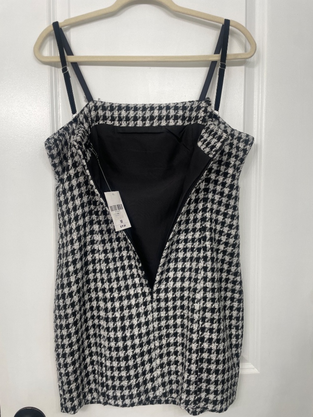 Forever 21 - Black and White Houndstooth Mini Dress, size Medium - Picture 3 of 7